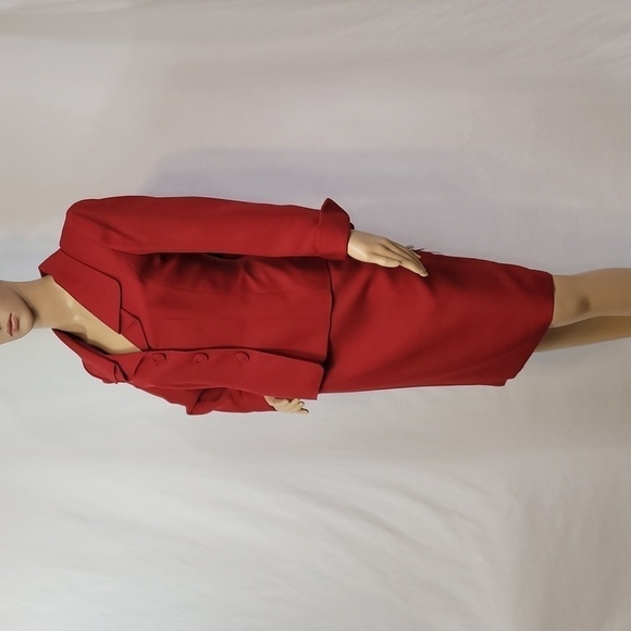 LE Suit Petite Crimson Crepe  2 Piece Skirt  And Blazer Suit - Picture 5 of 17